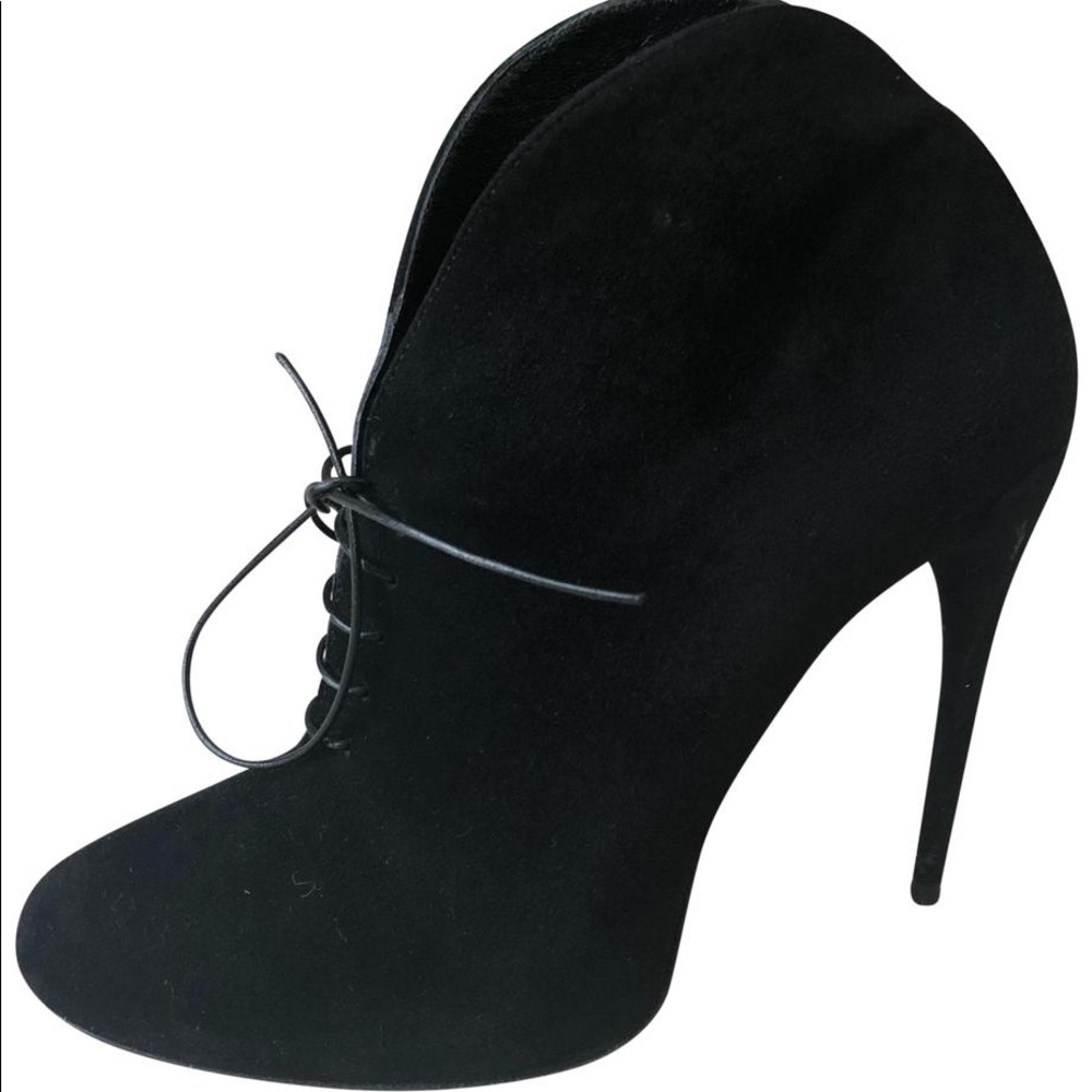 Gucci Kim Black Suede Lace Up Ankle Boots Size 40